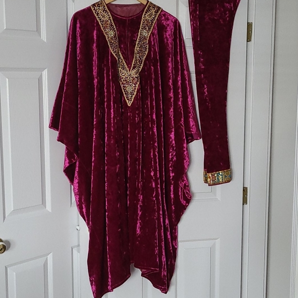 Velvet Tunic with matching leggings - Picture 4 of 4